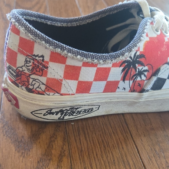 Vans Stranger Things - Argyle - Limited Edition Womens 8.5 Mens 7 - EUC  Netflix - Picture 5 of 9